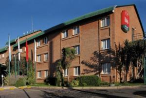 Hotel: Hotel Ibis Mendoza, en la provincia argentina de Mendoza
