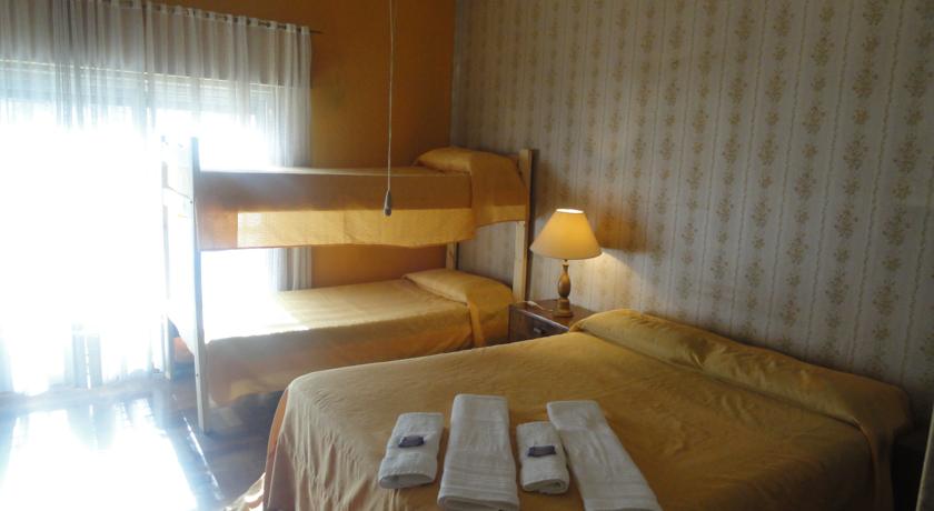 hotel argentino destacado. Flor Patagonia Hostel